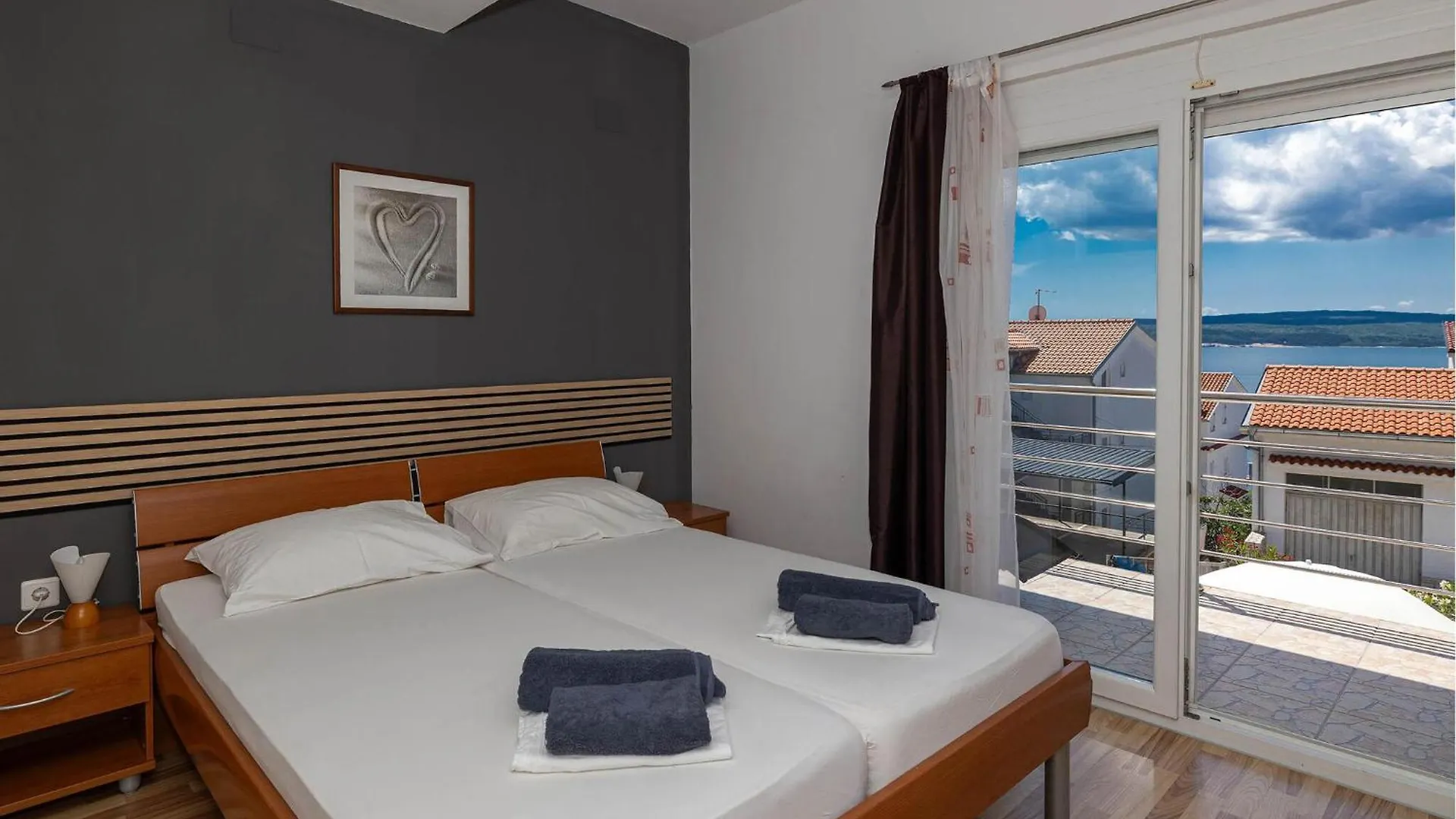 Nice Apartment In Dramalj With Wifi