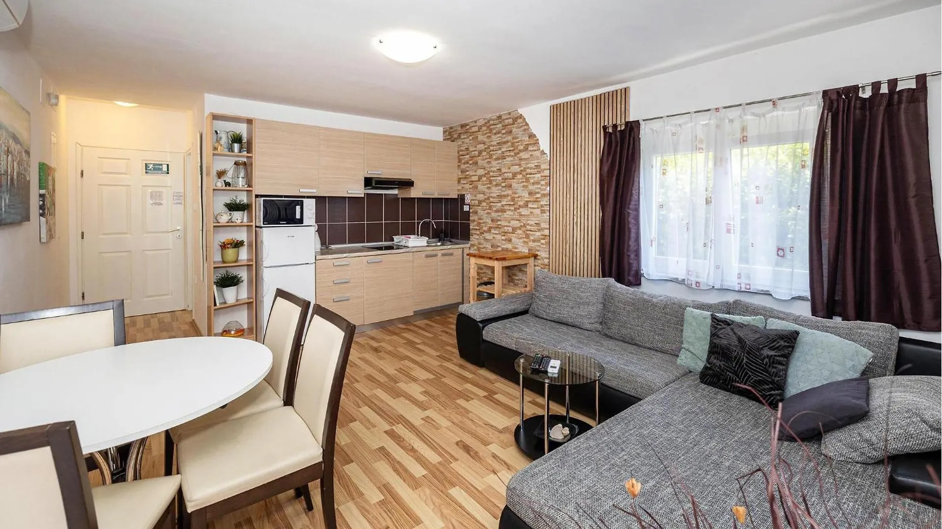 Nice Apartment In Dramalj With Wifi