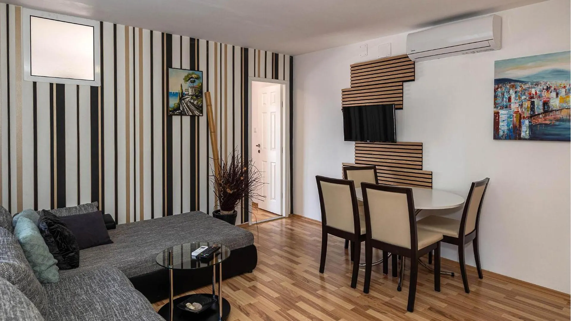Nice Apartment In Dramalj With Wifi 0*,