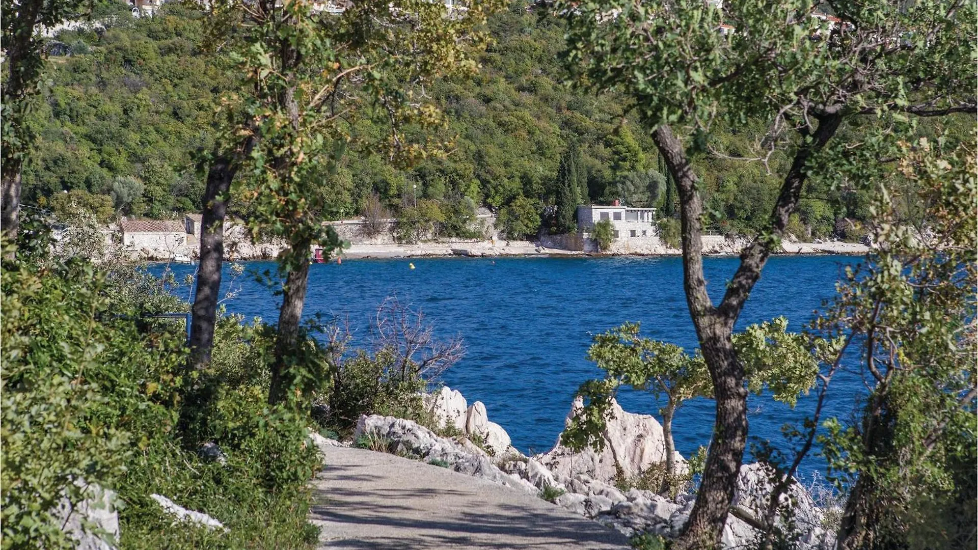 Nice Apartment In Dramalj With Wifi 0*,  Croatia